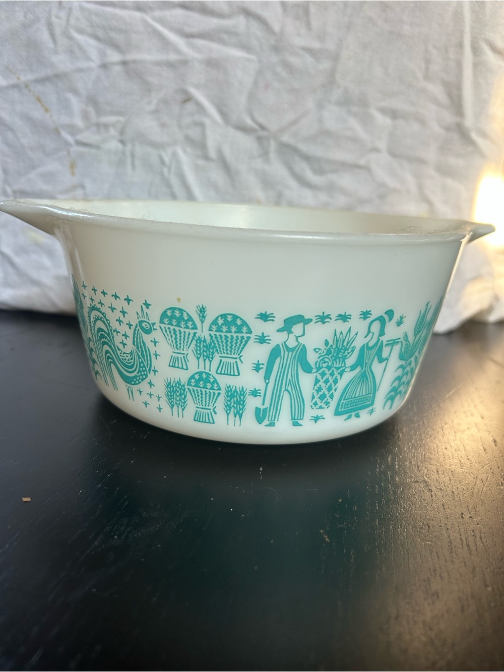 Pyrex Amish Butterprint Vintage baking dish
